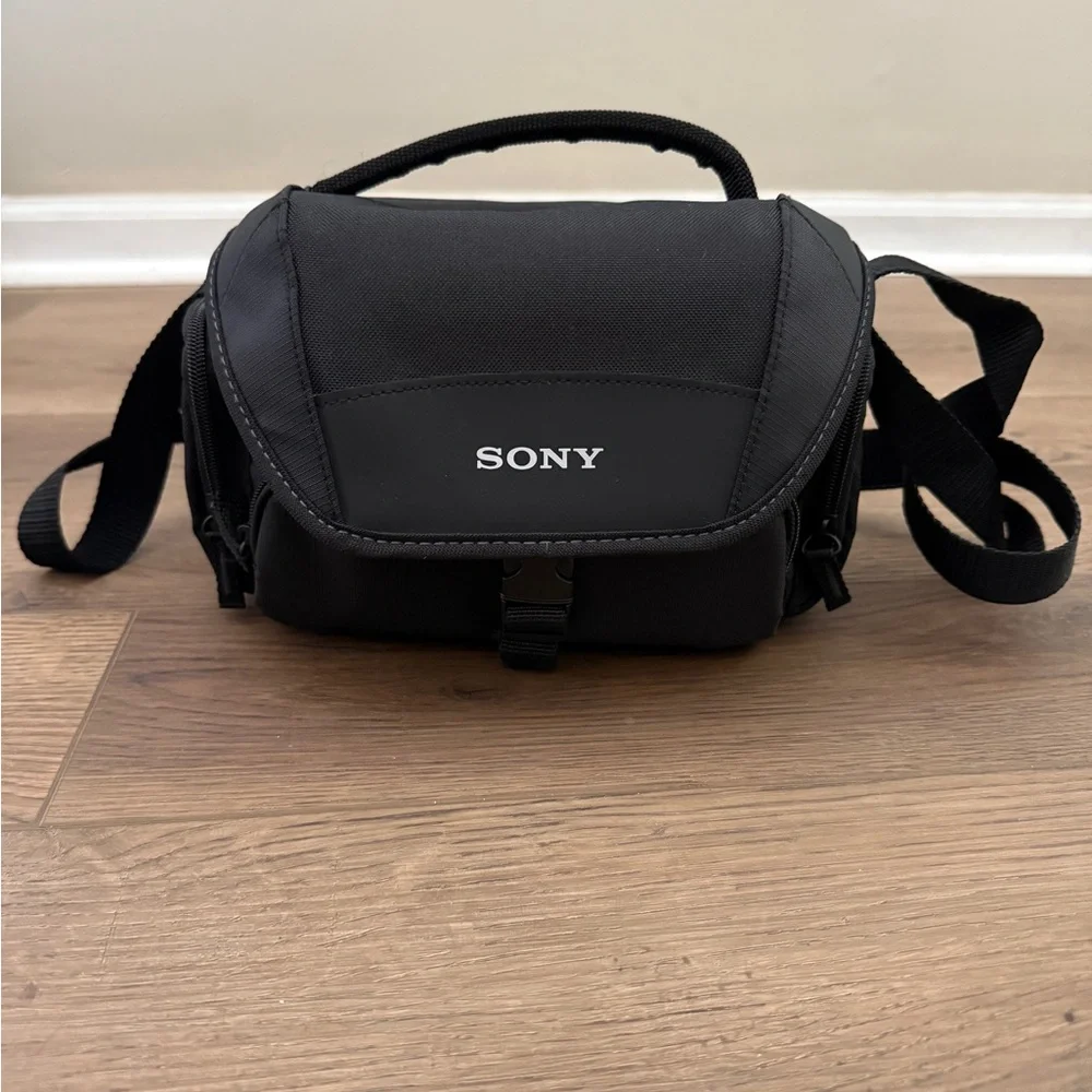Sony Soft Carrying Case LCS-U21 Camera Case Bag Adjustable Strap Black